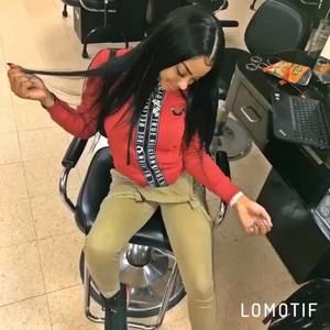 Meet your Posher, Skÿy